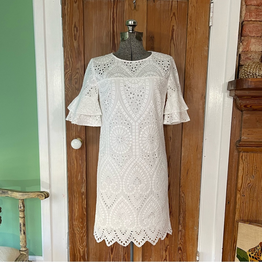Trina Turk Praise White Eyelet Double Ruffle Sleeve Scallop Hem Dress Sz 2 🍄